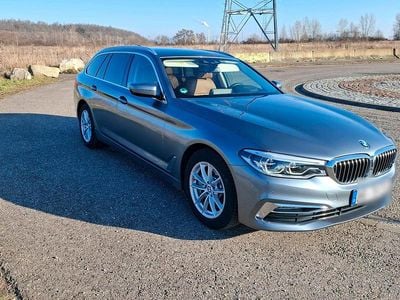 Gebraucht BMW 530 Sport Line 265 PS (194 kW) 2019 Blau Kombi