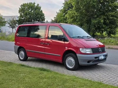 Gebraucht Mercedes Vito 129 PS (94 kW) 2003 Rot Van