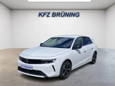 Gebraucht Opel Astra Elegance 181 PS (133 kW) 2022 Weiß Kleinwagen