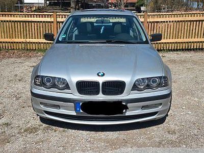 Second-hand BMW 325 Performance 192 CP (141 kW) 2001 Argintiu Berlinǎ