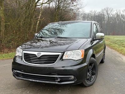 Gebraucht Lancia Voyager S 177 PS (130 kW) 2014 Schwarz Van / Kleinbus