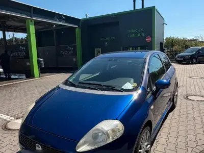 Usata Fiat Punto 95 CV (69 kW) 2006 Blu Utilitaria
