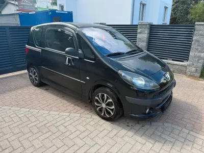 Gebraucht Peugeot 1007 Premium 109 PS (80 kW) 2007 Schwarz Van / Kleinbus