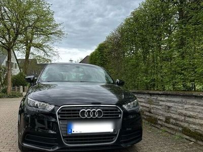 gebraucht Audi A1 1.2 TFSI Attraction | TÜV bis 08/2025 schwarz | 107000 km
