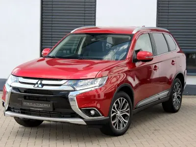 Gebraucht Mitsubishi Outlander Edition+ 150 PS (110 kW) 2018 Rot SUV