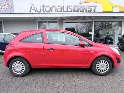 Gebraucht Opel Corsa Selection 69 PS (50 kW) 2012 Rot Kleinwagen