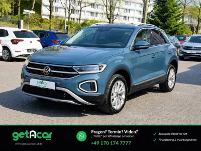 Gebraucht VW T-Roc IQ Drive 150 PS (110 kW) 2023 Blau SUV