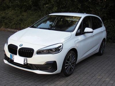 Second-hand BMW 225 Active Tourer iPerformance 224 CP (164 kW) 2019 Alb Monovolum