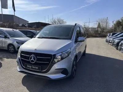 Gebraucht Mercedes V250 Style 190 PS (139 kW) 2024 Hightechsilber Van / Kleinbus