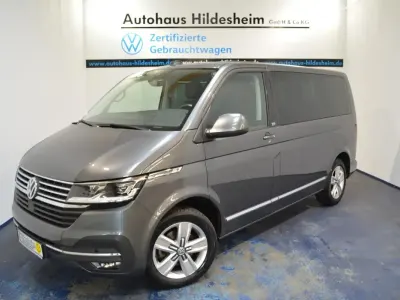 Gebraucht VW Multivan Generation Six 150 PS (110 kW) 2022 Grau Van / Kleinbus