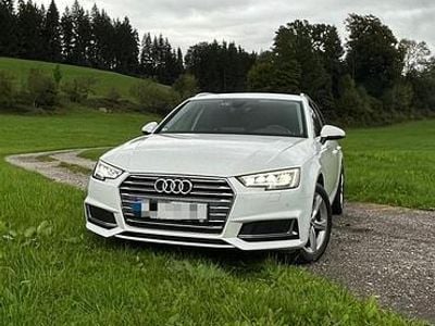 Weiß Gebraucht 2019 Audi A4 Sport Kombi | 18.000 € (Fairer Preis)