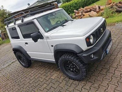 Gebraucht Suzuki Jimny Comfort 105 PS (77 kW) 2021 Weiß SUV