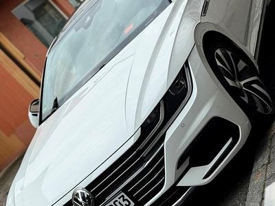 Gebraucht VW Arteon R 190 PS (139 kW) 2018 Weiß Kleinwagen