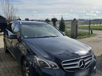 Mercedes E220