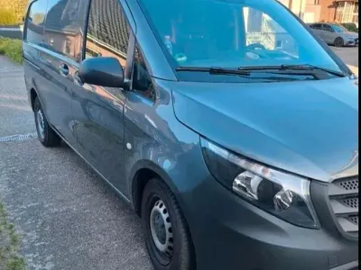 Gebraucht Mercedes Vito 102 PS (75 kW) 2020 Grau Van