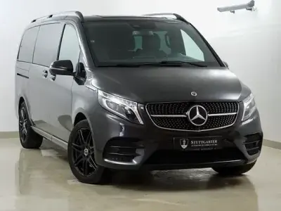 Gebraucht Mercedes V300 AMG line 239 PS (175 kW) 2021 Grau Van / Kleinbus