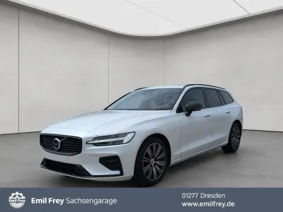 Usata Volvo V60 Plus 197 CV (144 kW) 2025 Bianco Station wagon