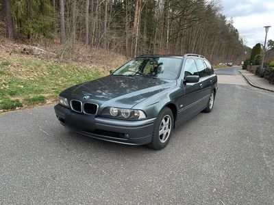 Usata BMW 525 Exclusive 192 CV (141 kW) 2004 Grigio Station wagon