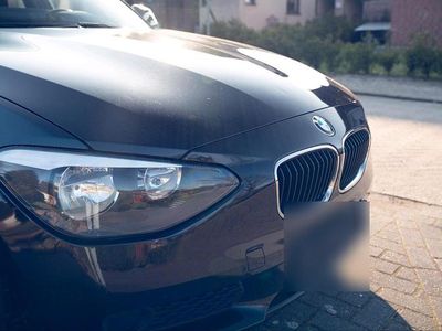 Gebraucht BMW 116 136 PS (100 kW) 2012 Schwarz Kleinwagen