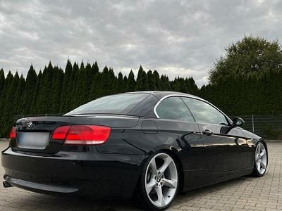 Usata BMW 320 Cabriolet 170 CV (125 kW) 2009 Nero Cabrio