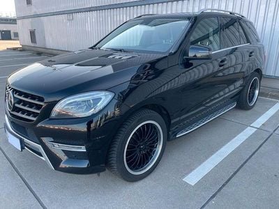 Gebraucht Mercedes ML350 258 PS (189 kW) 2013 Schwarz SUV