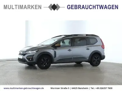 Używany Dacia Jogger Extreme 110 KM (80 kW) 2024 Szary Minivan