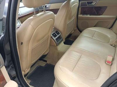 gebraucht Jaguar XF XF2.7 V6 Diesel Premium Luxury