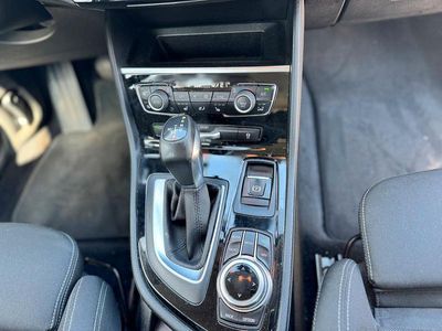 Usata BMW 218 Sport Line 150 CV (110 kW) 2017 Blu Station wagon