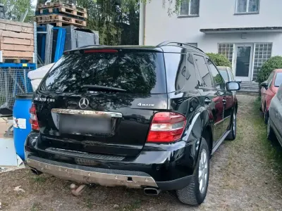 Brugt Mercedes ML320 224 HK (164 kW) 2007 Sort SUV
