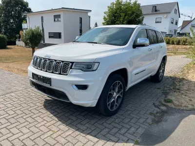 Gebraucht Jeep Grand Cherokee Overland 250 PS (183 kW) 2020 Weiß SUV