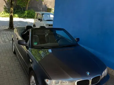 Gebraucht BMW 320 Cabriolet Exclusive 150 PS (110 kW) 2005 Schwarz Cabrio