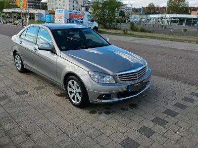 Używany Mercedes C280 232 KM (170 kW) 2007 Szary Sedan/Limuzyna