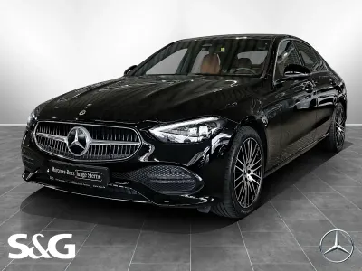 Second-hand Mercedes C180 170 CP (125 kW) 2025 Negru Berlinǎ