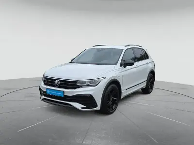 Gebraucht VW Tiguan R-line 245 PS (180 kW) 2022 Oryxweiß perlmutteffekt SUV