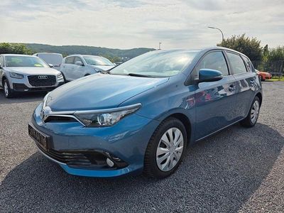 Toyota Auris Hybrid