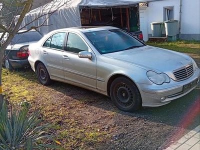 Silber Gebraucht 2002 Mercedes C240 Avantgarde Limousine | 1.999 € (Superpreis)