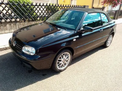Gebraucht VW Golf Conceptline 116 PS (85 kW) 2001 Schwarz Cabrio