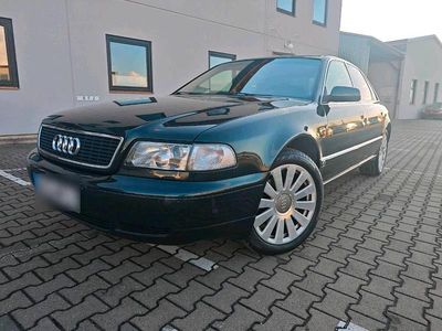 Usata Audi A8 193 CV (141 kW) 1996 Verde Berlina
