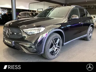 Gebraucht Mercedes GLC220 AMG 197 PS (144 kW) 2025 Metalliclack obsidianschwarz SUV