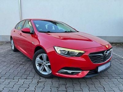 Gebraucht Opel Insignia Edition 140 PS (102 kW) 2017 Rot Limousine