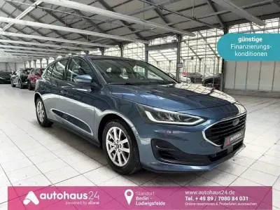 Gebraucht Ford Focus Cool & Connect 120 PS (88 kW) 2022 Blau Limousine