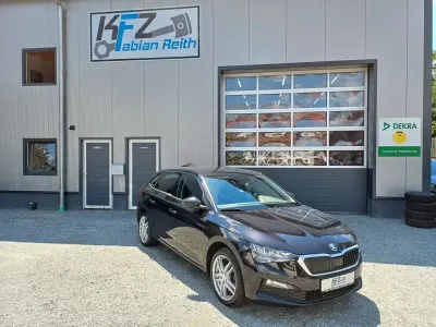 Gebraucht Skoda Scala Active 95 PS (69 kW) 2019 Schwarz Kleinwagen