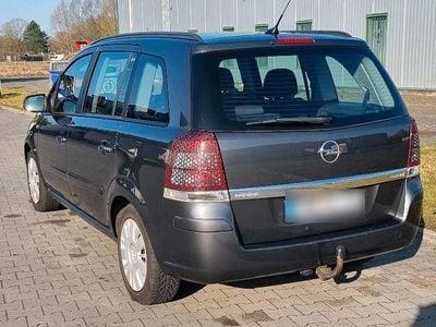 Gebraucht Opel Zafira Eco 102 PS (75 kW) 2012 Grau Van / Kleinbus