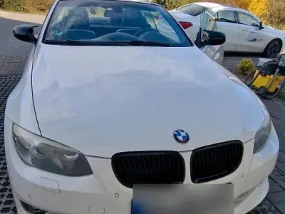 Gebraucht BMW 325 M Sport 300 PS (220 kW) 2010 Weiß Cabrio
