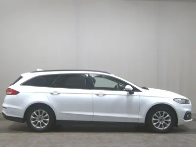 Gebraucht Ford Mondeo Trend 150 PS (110 kW) 2022 Weiss Kombi