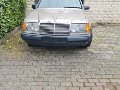 gebraucht Mercedes E230 