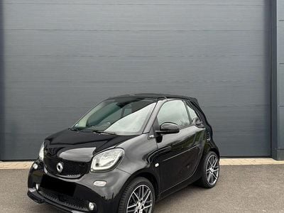 Schwarz Gebraucht 2019 Smart ForTwo Cabrio Brabus Cabrio | 18.990 € (Fairer Preis)