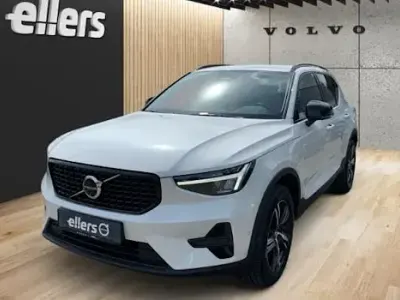 Gebraucht Volvo XC40 Plus 163 PS (119 kW) 2025 Weiß SUV