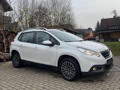 Gebraucht Peugeot 2008 120 PS (88 kW) 2014 Weiß SUV