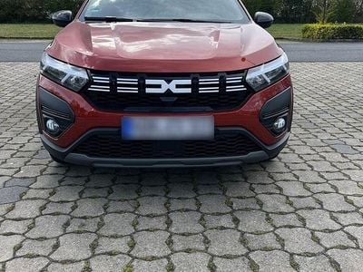 Gebraucht Dacia Jogger Extreme 101 PS (74 kW) 2023 Braun Van / Kleinbus